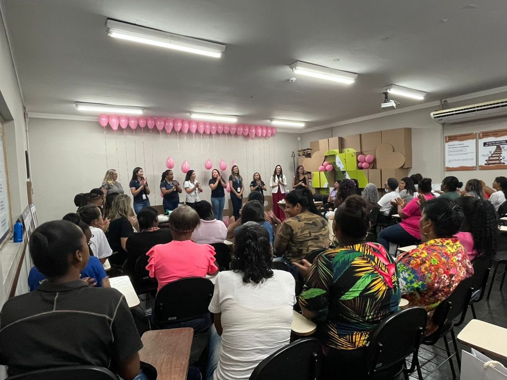 Evento em homenagem ao mês da mulher, realizado pela Paraibuna Embalagens.