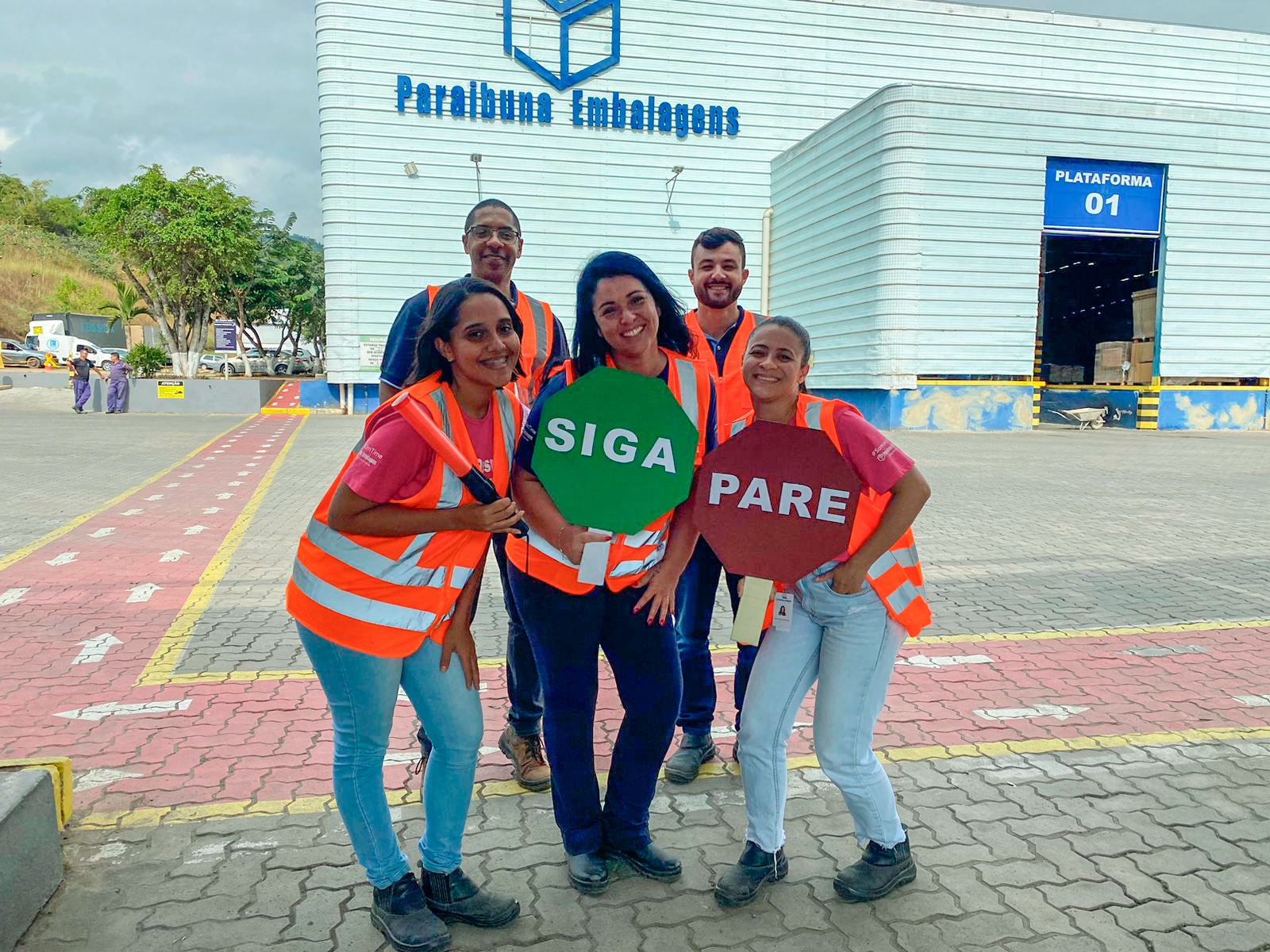 Campanha Maio Amarelo alerta para segurança no trânsito com o tema "Paz no trânsito começa por você"