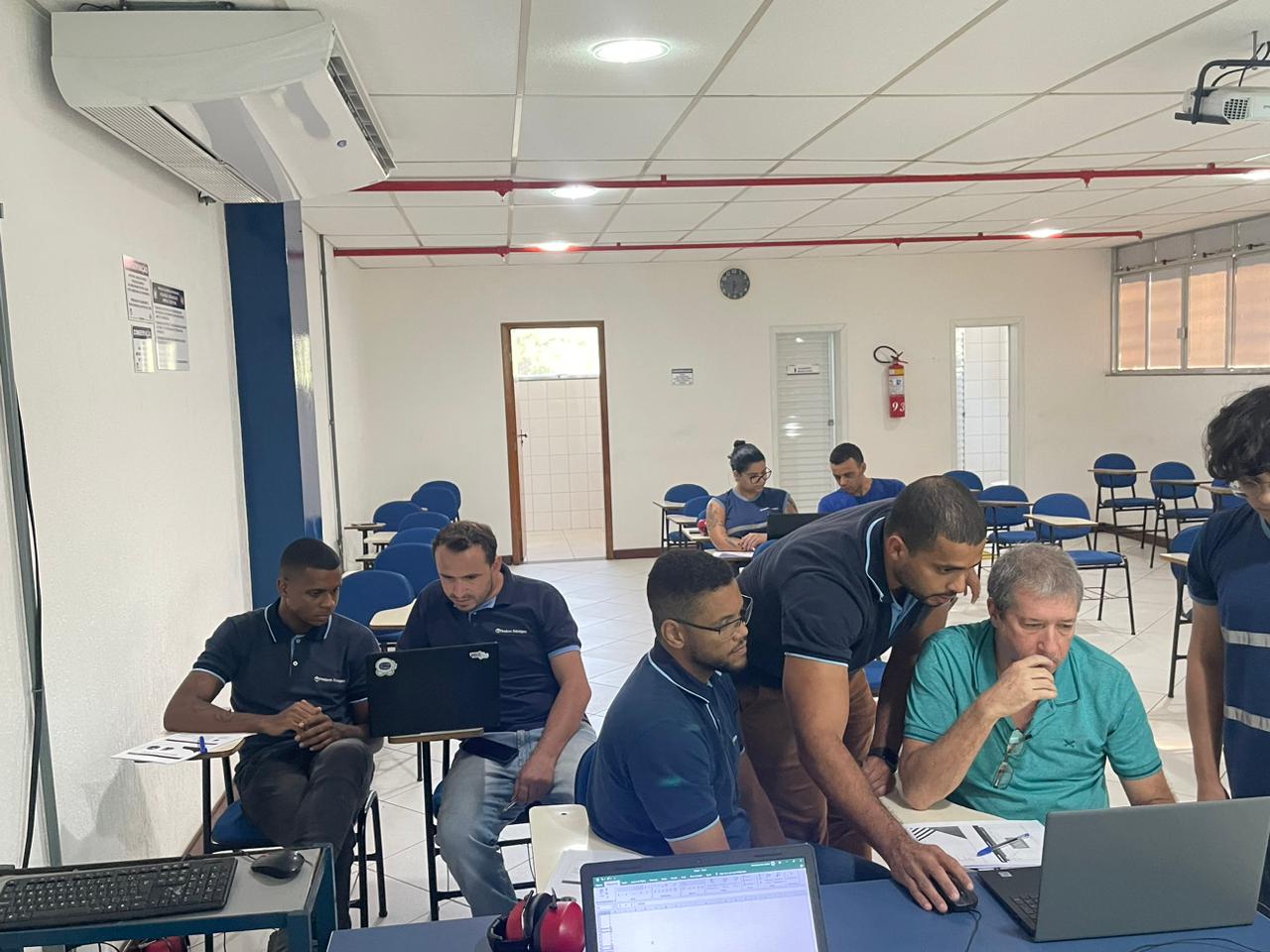 Curso de Excel para lideranças em Sapucaia capacita nove colaboradores
