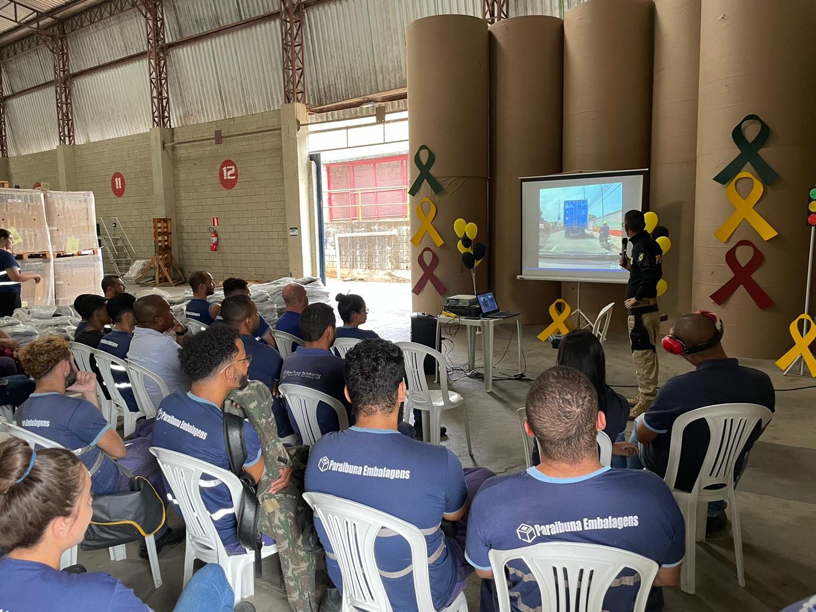 Campanha Maio Amarelo alerta para segurança no trânsito com o tema "Paz no trânsito começa por você"
