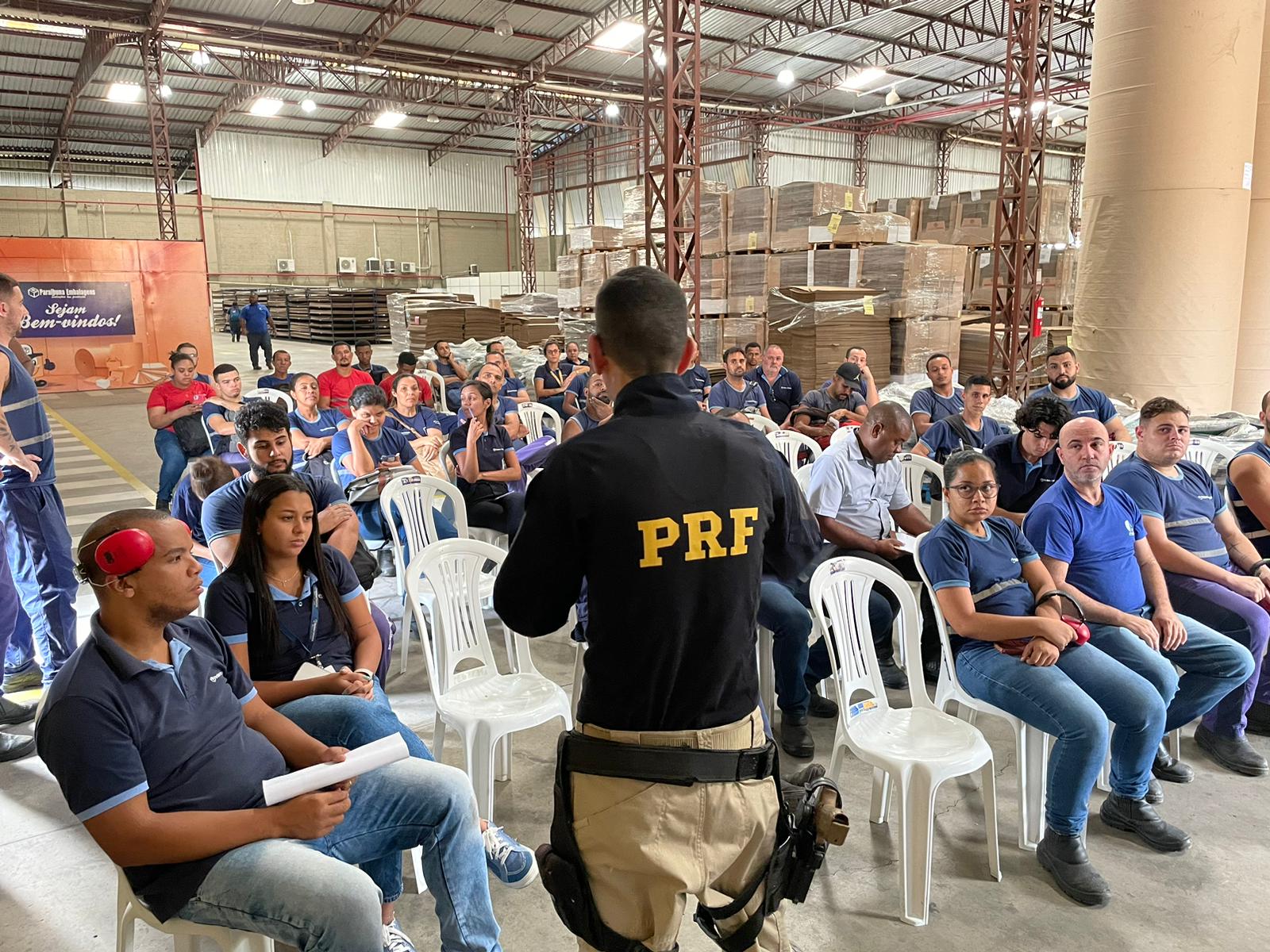 Campanha Maio Amarelo alerta para segurança no trânsito com o tema "Paz no trânsito começa por você"