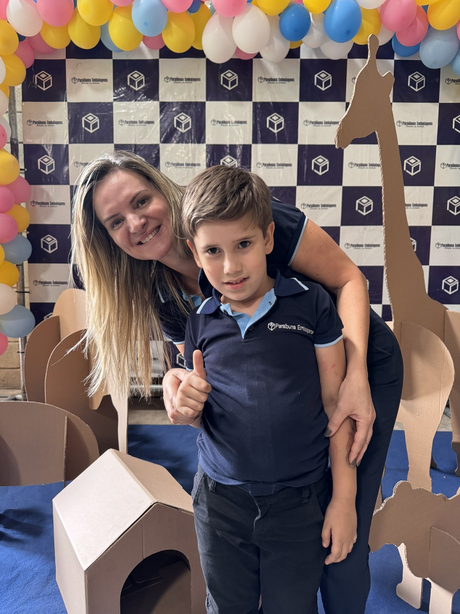 Paraibuna Embalagens promove festa para comemorar o Mês das Crianças