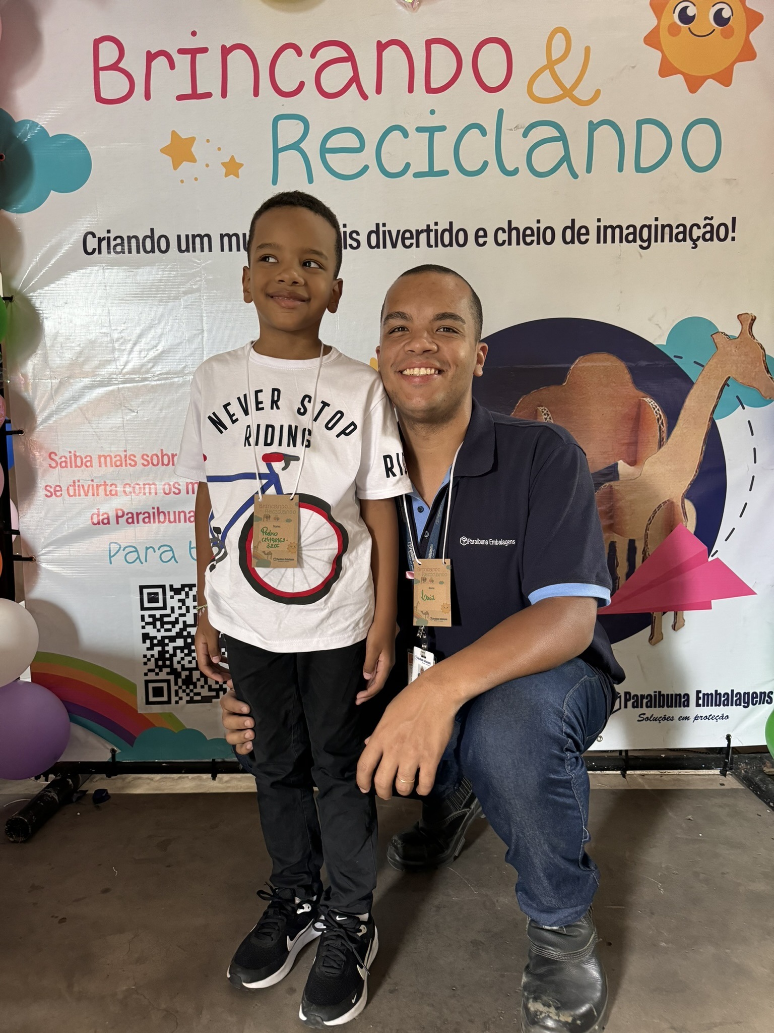 Paraibuna Embalagens promove festa para comemorar o Mês das Crianças